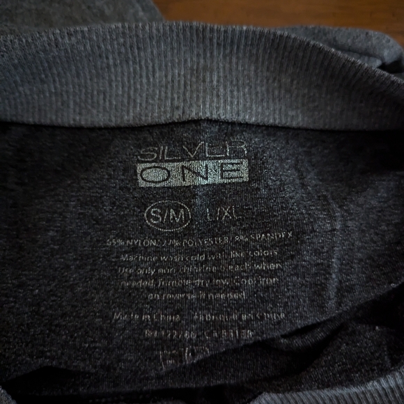 Leggings s/m pair of grey an black spandex - Picture 5 of 6